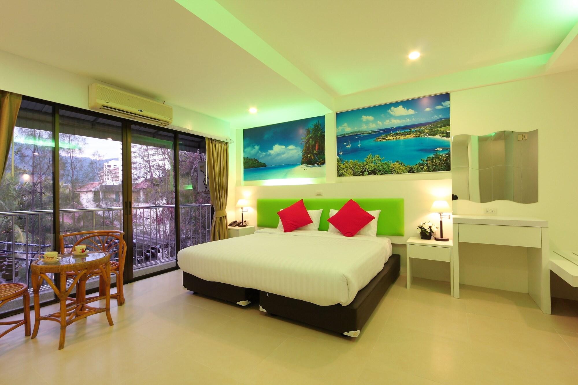 Armoni Patong Beach Hotel Exterior photo